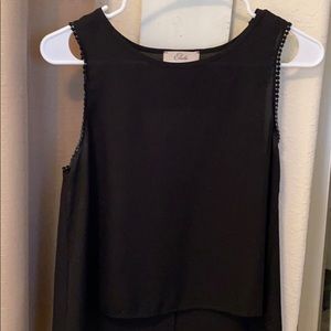 Elodie black shirt